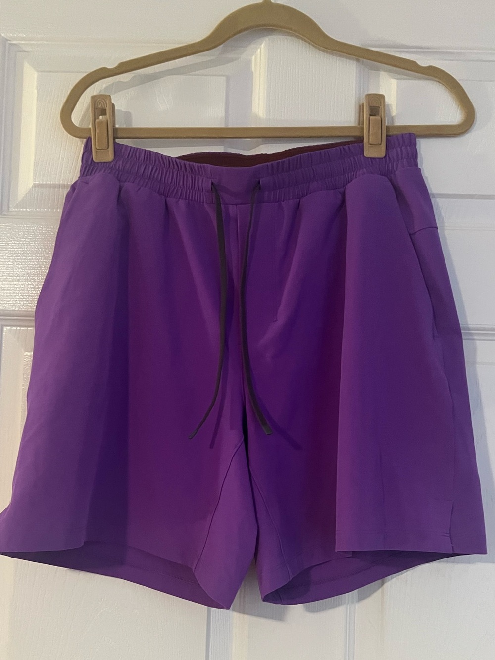 Men’s Lululemon Pool Short 7" Size M Atomic Purpe